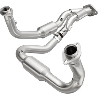 Magnaflow Direct Fit Catalytic Converter: Jeep Grand Cherokee 2005-2006