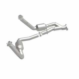 Magnaflow Direct Fit Catalytic Converter CARB: Jeep Grand Cherokee 05-06 5.7L / Commander 2006 4.7L & 5.7L HEMI