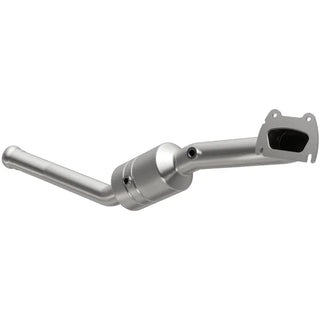 Magnaflow Direct Fit Catalytic Converter Federal EPA (DRIVER): Jeep Grand Cherokee / Durango 2011-2012 3.6L