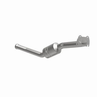 Magnaflow Direct Fit Catalytic Converter Federal EPA (DRIVER): Jeep Grand Cherokee / Durango 2011-2012 3.6L