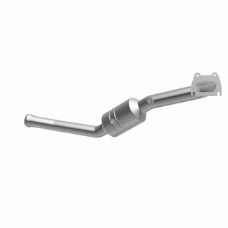 Magnaflow Direct Fit Catalytic Converter Federal EPA (DRIVER): Jeep Grand Cherokee / Durango 2011-2012 3.6L