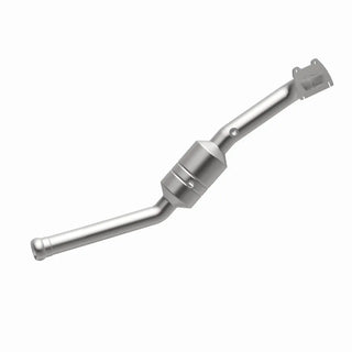 Magnaflow Direct Fit Catalytic Converter Federal EPA (DRIVER): Jeep Grand Cherokee / Durango 2011-2012 3.6L