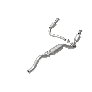 MagnaFlow Direct Fit Catalytic Converter OEM Grade Federal EPA (F&R): Dodge Durango 2002-2003 5.9L 4WD