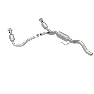 MagnaFlow Direct Fit Catalytic Converter OEM Grade Federal EPA (F&R): Dodge Durango 2002-2003 5.9L 4WD
