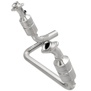 Magnaflow Direct Fit Catalytic Converter OEM Grade Federal: 2004 Durango 3.7/4.7L