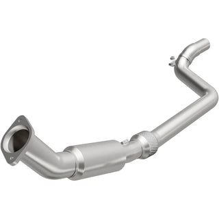 Magnaflow OEM Grade Direct Fit Catalytic Converter (DRIVER): Fits Charger / Magnum / 300 2005-2010 2.7/3.5L AWD