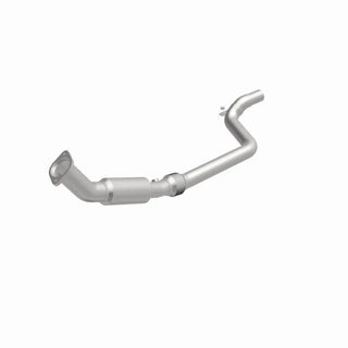 Magnaflow OEM Grade Direct Fit Catalytic Converter (DRIVER): Fits Charger / Magnum / 300 2005-2010 2.7/3.5L AWD