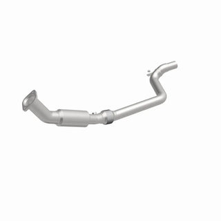 Magnaflow OEM Grade Direct Fit Catalytic Converter (DRIVER): Fits Charger / Magnum / 300 2005-2010 2.7/3.5L AWD