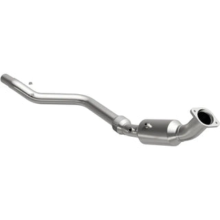 MagnaFlow OEM Grade Direct Fit Catalytic Converter Federal EPA (DRIVER): Fits Challenger / Charger / Magnum / 300 05-10 2.7/3.5L RWD