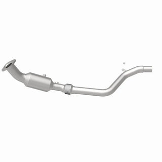 MagnaFlow OEM Grade Direct Fit Catalytic Converter Federal EPA (DRIVER): Fits Challenger / Charger / Magnum / 300 05-10 2.7/3.5L RWD