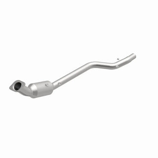 MagnaFlow OEM Grade Direct Fit Catalytic Converter Federal EPA (PASSENGER): Fits Challenger / Charger / Magnum / 300 05-10 2.7/3.5L RWD