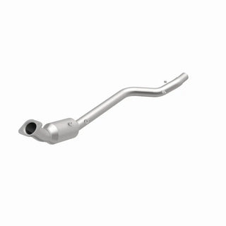 MagnaFlow OEM Grade Direct Fit Catalytic Converter Federal EPA (PASSENGER): Fits Challenger / Charger / Magnum / 300 05-10 2.7/3.5L RWD