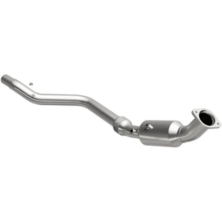 MagnaFlow Direct Fit Catalytic Converter HM Grade Federal EPA (DRIVER): Fits Challenger / Charger / Magnum / 300 05-10 2.7/3.5L RWD