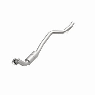 MagnaFlow Direct Fit Catalytic Converter Federal EPA (PASSENGER): Fits Charger 11-14 / 300 11-14 / Challenger 11-15 3.6L