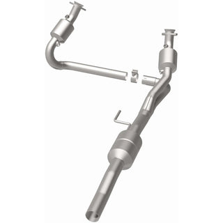 Magnaflow Direct Fit Catalytic Converter California CARB: 02-03 Durango 5.9L Magnum RWD