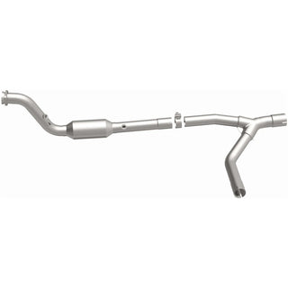 Magnaflow Direct Fit Catalytic Converter CARB (PASS): Dodge Ram 1500 2004-05 5.7L