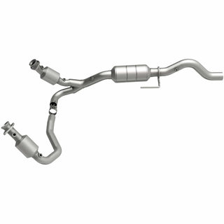 Magnaflow Direct Fit Catalytic Converter CARB: Dodge Durango 2002-03 5.9L Magnum 4WD
