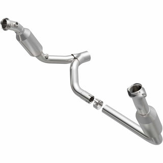 Magnaflow Direct Fit Catalytic Converter CARB: Dodge Ram 1500 2006 5.7L Solid Front Axle