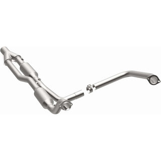 Magnaflow Direct Fit Catalytic Converter CARB (F&R): 05-07 Dodge Ram 2500 & 04-07 3500 5.7L HEMI