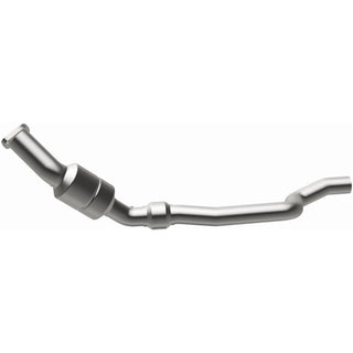 Magnaflow Direct Fit Catalytic Converter California CARB (DRIVER): 06-18 Charger / Magnum / 06-19 300 5.7L HEMI AWD