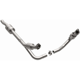 Magnaflow Direct Fit Catalytic Converter CARB: Fits Dodge Ram 1500 2002-03 4.7L 4WD