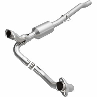 Magnaflow Direct Fit Catalytic Converter CARB: Dodge Ram 1500 2002-2003 3.7L