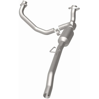 Magnaflow Direct Fit Catalytic Converter CARB: Dodge Ram 1500 2002-2003 3.7L