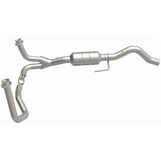 Magnaflow Direct Fit Catalytic Converter CARB (REAR): Dodge Durango 2000-2001 5.9L 4WD