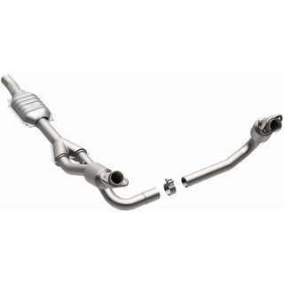 Magnaflow Direct Fit Catalytic Converter CARB (REAR): Dodge Ram 1500 2002-2003 4.7L RWD