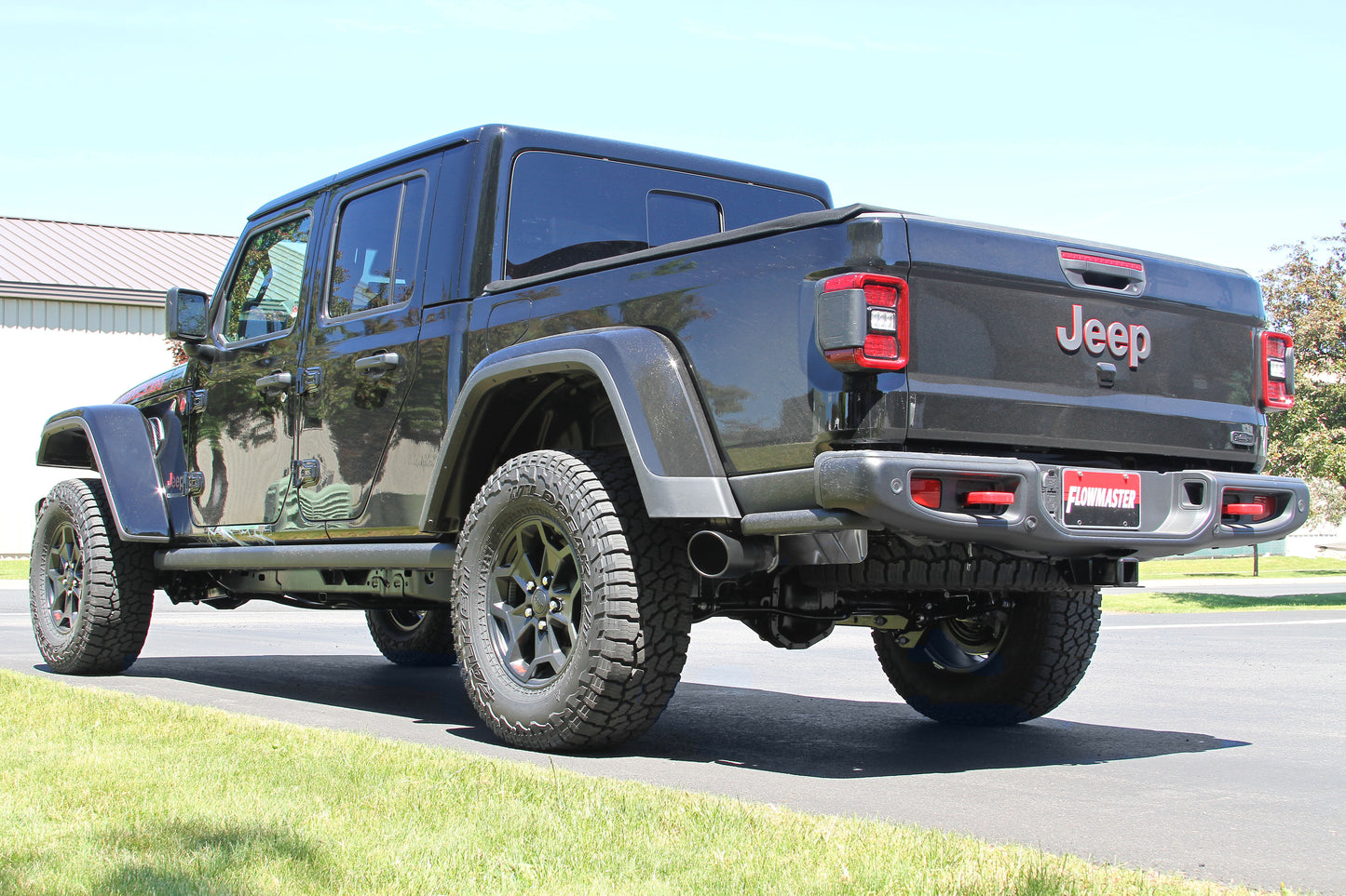 Flowmaster Flow FX Cat-Back Exhaust System: Jeep Gladiator 2020-2025