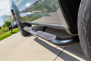 Dee Zee UltraBlack 4in Oval Steel Side Steps: Fits Most Dodge / Ram 1500-3500 Models (2009-2023)