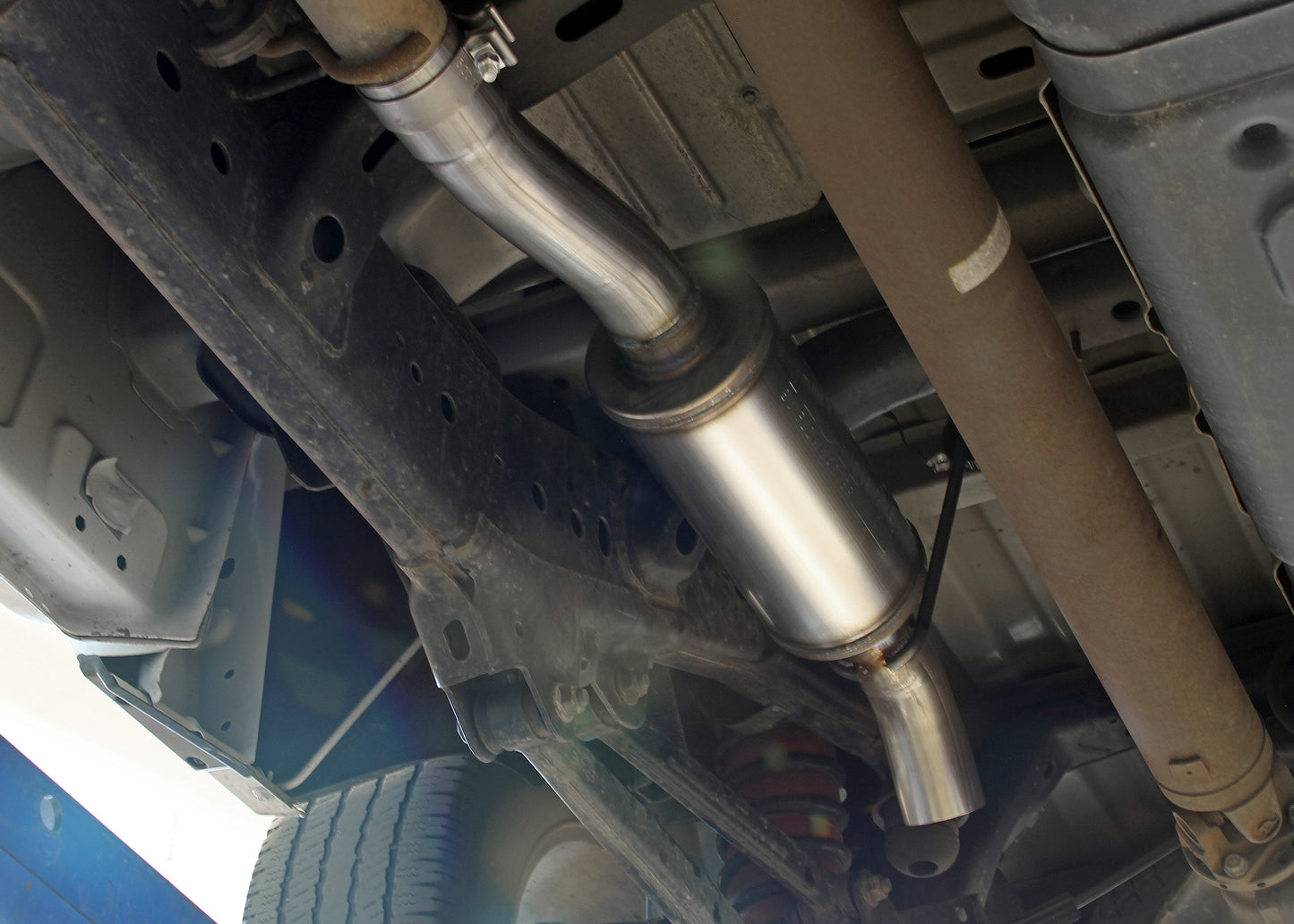 Flowmaster Flow FX Extreme Cat-Back Exhaust System: Dodge Ram 1500 (09-10) / Ram 1500 (11-18)