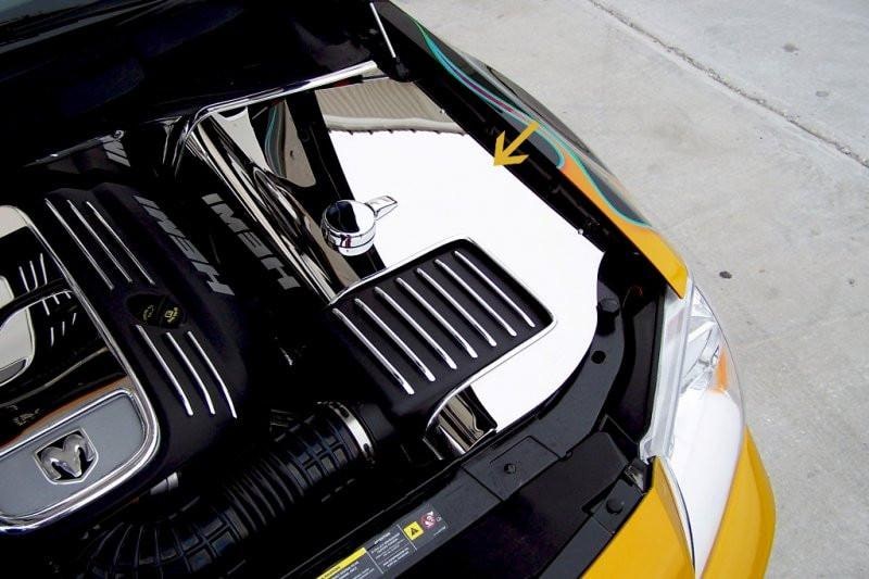 American Car Craft Polished Inner Fender Covers: 300C / Charger / Magnum 5.7L Hemi 2005 - 2010