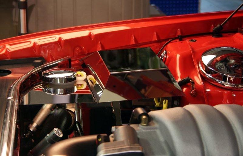 American Car Craft Polished Fuse Box Cover: Dodge Challenger R/T SRT8 2008 - 2014