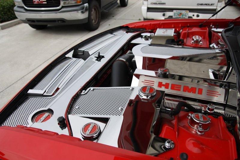 American Car Craft 5.7L Hemi Engine Half Covers (CARBON FIBER): 300 / Challenger / Charger 5.7L Hemi 2009 - 2024