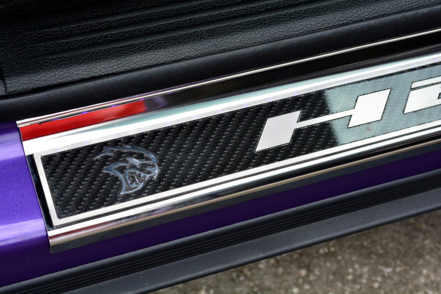 American Car Craft "HELLCAT" Door Sills (LED): Dodge Challenger 6.2L Hellcat 2015 - 2023
