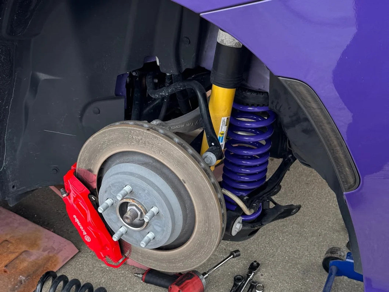 D2 Racing Pro Series Lowering Springs: Chrysler 300 / Dodge Charger 2011 - 2024 (Except SRT, Scat Pack, AWD, Hellcat)