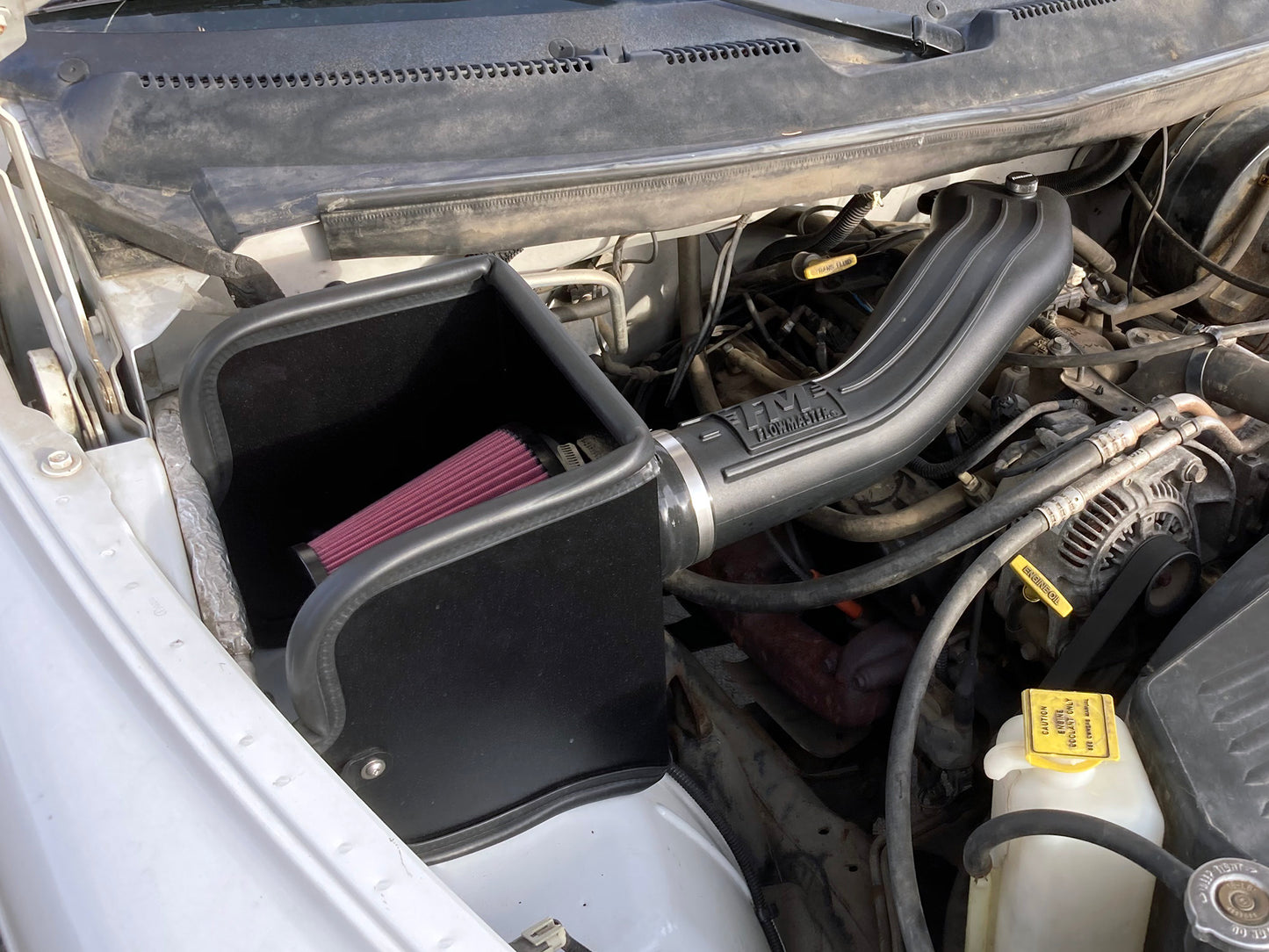 Flowmaster Delta Force Performance Air Intake: Dodge Ram 1500 (94-01) / Ram 2500 (94-02) / Ram 3500 (94-02)