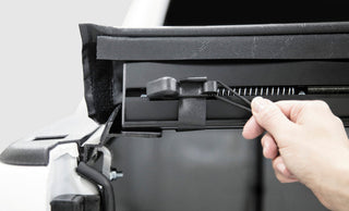 Access LiteRider Roll-Up Cover: Jeep Gladiator 2020-2023