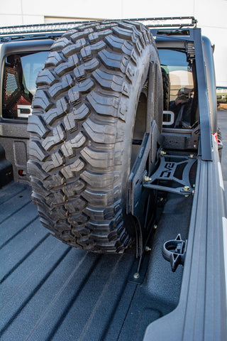 DV8 Offroad Universal Stand Up In-Bed Tire Carrier: Jeep Gladiator 2020-2021