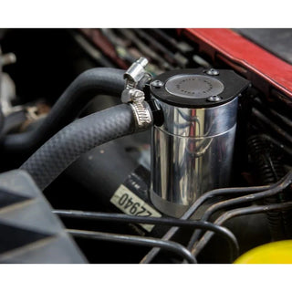 Mishimoto Direct Fit Oil Catch Can: 300 / Challenger / Charger / Magnum 5.7L Hemi 2005 - 2014