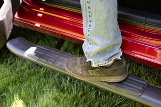 Fishbone Offroad Front Bumper Skid Plate: Jeep Gladiator (20-24) / Wrangler (18-24)