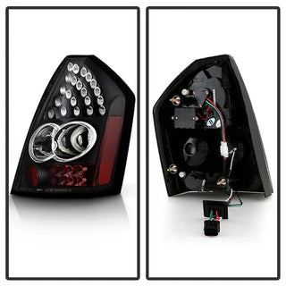 Spyder Black LED Tail Lights: Chrysler 300 2005 - 2007