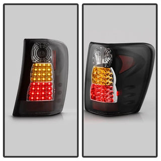 Spyder Black LED Tail Lights: Jeep Grand Cherokee 1999 - 2004