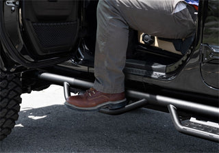 N-Fab RS Nerf Step Cab Length (CREW) Tex Black: Jeep Wrangler JL / JK 2018-2026 3.6L V6 / 2.0L Turbo