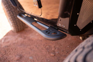 DV8 Offroad Body/Pinch Weld Side Steps (LH/RH): Jeep Wrangler JK 2007-2018 3.8L/3.6L V6
