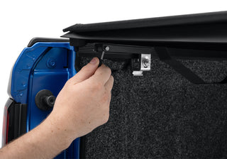 Tonno Pro Lo-Roll Vinyl Tonneau Cover: Ram 1500 2019-2026