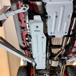 Rival Aluminum Gas Tank Skid Plate: Jeep Gladiator 2020-2026