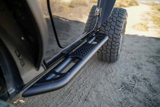 DV8 Offroad Body/Pinch Weld Side Steps (LH/RH): Jeep Wrangler JK 2007-2018 3.8L/3.6L V6