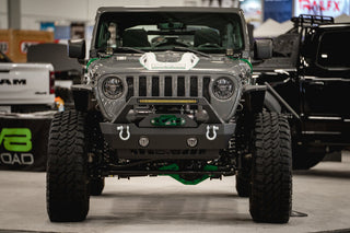 DV8 Offroad Primer Black Heat Dispersion Hood: Jeep Wrangler (18-21) / Gladiator (20-21)